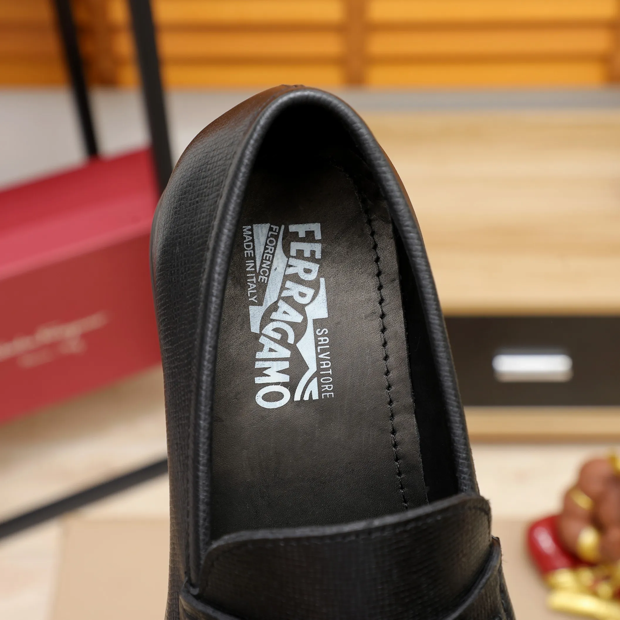 Men's shoes 💰540 🕷🕷🐂【Ferragamo】Ferragamo Popular fashion casual shoes🇨🇳Official website counter 1:1 production, original mold opening💯Good quality visible, imported high-end first-layer pebbled calfskin, water-dyed🐂leather lining🌿very clear texture, high-quality waterproof, non-slip and wear-resistant outsole🎋high quality and low price, truly handmade🍓black, coffee color, 2 colors available! Code number 38-45……